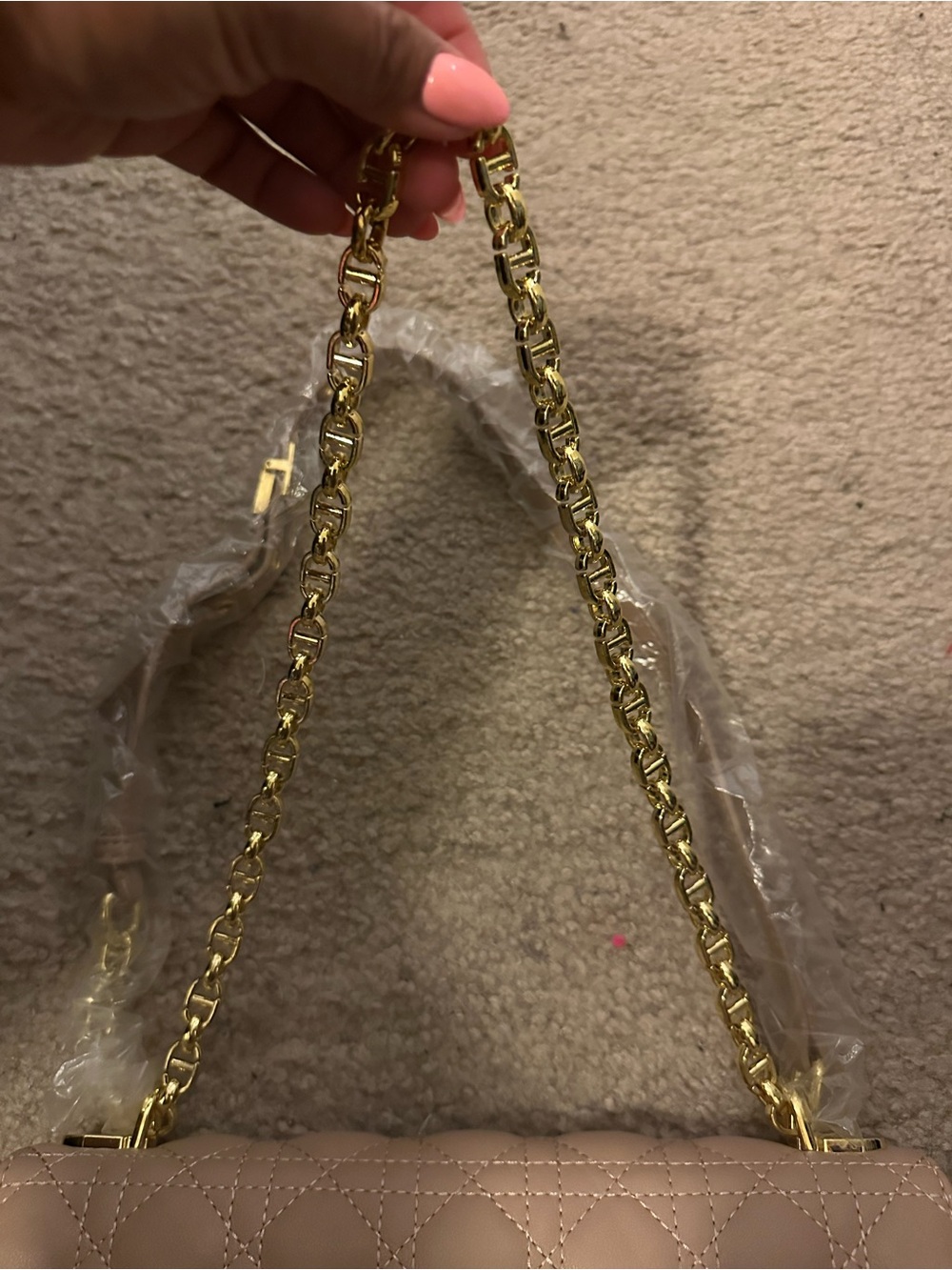 Quilted Chain-Handle Shoulder Bag in Blush Pink